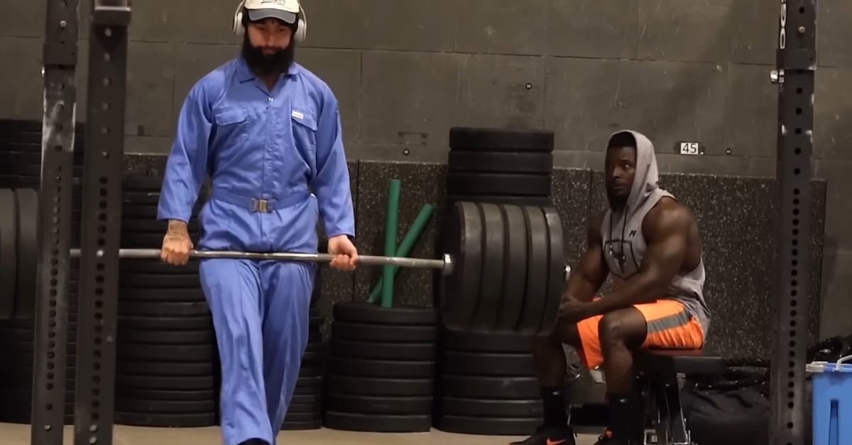 Milyen erős valójában Anatoly, a 'takarító' powerlifter?